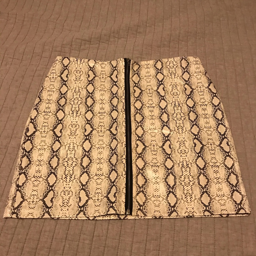 Fashion Nova Snakeskin Print Mini Skirt